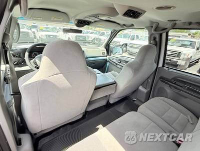 2003 Ford Excursion XLT - zdjęcie 15 z 24 - miniatura