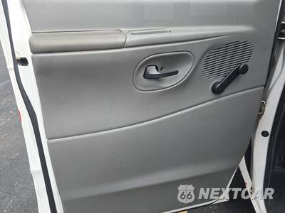 2011 Ford Super Duty E-450 Cutaway DRW - zdjęcie 9 z 23 - miniatura