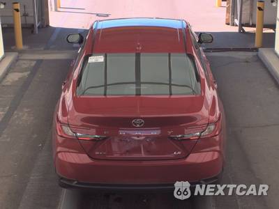 2025 Toyota Camry LE - zdjęcie 5 z 20 - miniatura