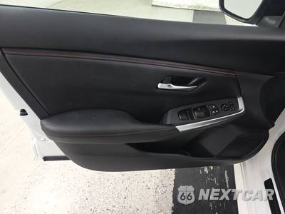 2025 Nissan Sentra SR - zdjęcie 9 z 24 - miniatura