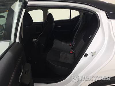 2025 Nissan Sentra SR - zdjęcie 13 z 24 - miniatura