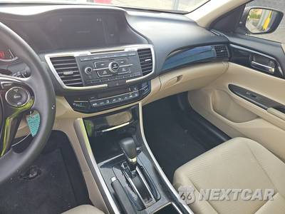 2020 Toyota Corolla SE Sedan - zdjęcie 11 z 38 - miniatura