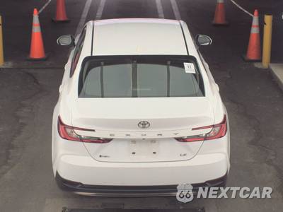 2025 Toyota Camry LE - zdjęcie 5 z 25 - miniatura