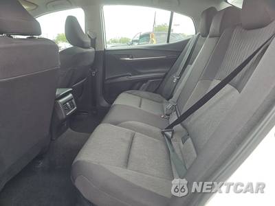 2025 Toyota Camry LE - zdjęcie 13 z 25 - miniatura