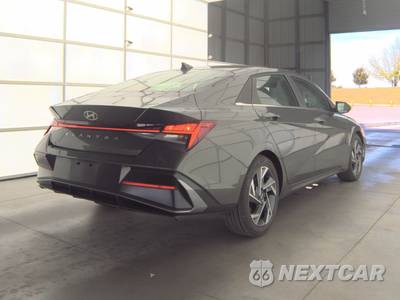 2025 Hyundai Elantra SEL Convenience - zdjęcie 4 z 26 - miniatura