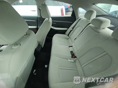 2025 Hyundai Sonata SEL - zdjęcie 13 z 38 - miniatura