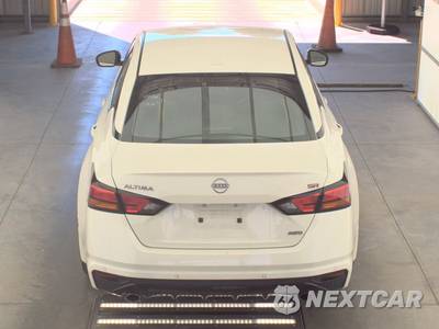 2025 Nissan Altima SR - zdjęcie 5 z 28 - miniatura
