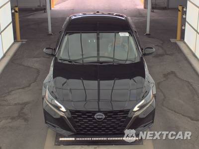 2025 Nissan Altima SR - zdjęcie 2 z 22 - miniatura