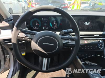 2025 Hyundai Sonata SEL - zdjęcie 10 z 26 - miniatura