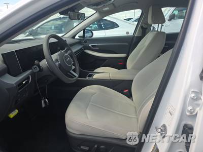 2025 Hyundai Sonata SEL - zdjęcie 7 z 21 - miniatura