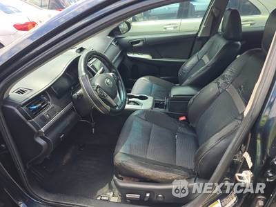2014 Toyota Camry SE - zdjęcie 7 z 18 - miniatura