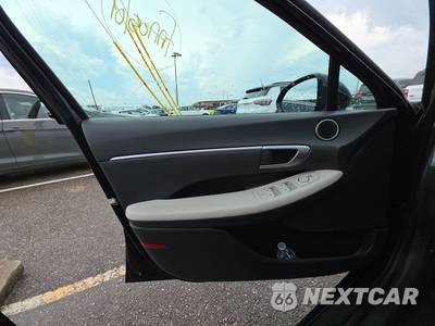 2025 Hyundai Sonata SEL - zdjęcie 9 z 19 - miniatura