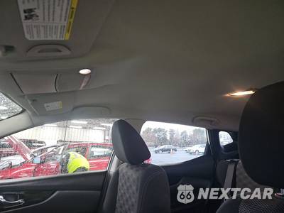 2020 Nissan Rogue Sport SV - zdjęcie 18 z 21 - miniatura