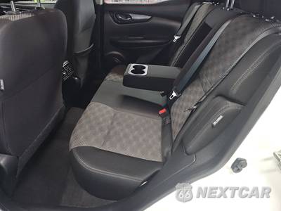 2020 Nissan Rogue Sport SV - zdjęcie 13 z 21 - miniatura