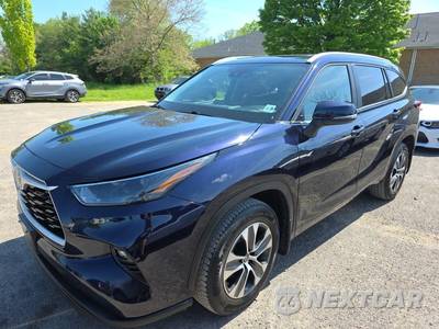 2023 Toyota Highlander XLE - zdjęcie 1 z 22 - miniatura