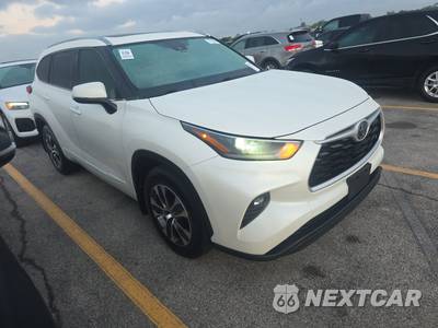 2021 Toyota Highlander XLE - zdjęcie 3 z 18 - miniatura