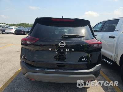 2023 Nissan Rogue SV - zdjęcie 5 z 18 - miniatura