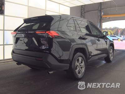 2024 Toyota RAV4 Hybrid XLE - zdjęcie 4 z 25 - miniatura