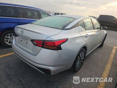 2025 Nissan Altima SV - zdjęcie 4 z 24 - miniatura