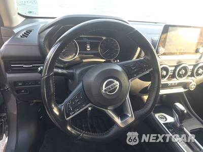 2023 Nissan Sentra SR - zdjęcie 10 z 30 - miniatura
