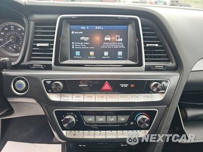2018 Hyundai Sonata SEL - zdjęcie 5 z 18 - miniatura