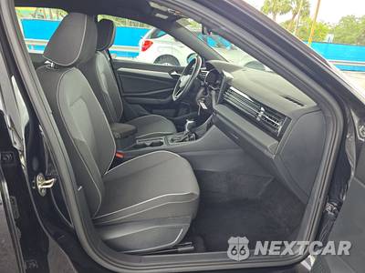 2025 Volkswagen Jetta Sport - zdjęcie 8 z 21 - miniatura
