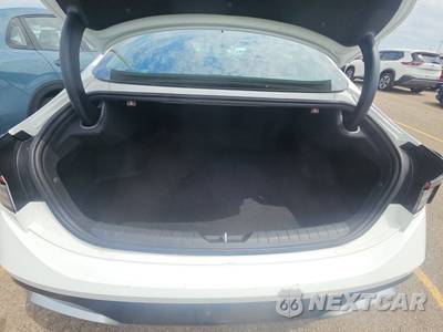 2025 Hyundai Sonata SEL - zdjęcie 16 z 29 - miniatura