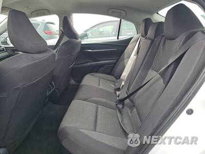 2025 Toyota Camry LE - zdjęcie 13 z 35 - miniatura