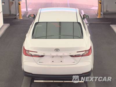 2025 Toyota Camry LE - zdjęcie 5 z 35 - miniatura