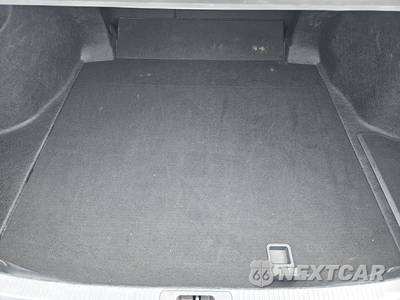 2025 Toyota Camry LE - zdjęcie 16 z 35 - miniatura