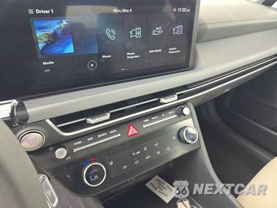 2025 Hyundai Sonata SEL - zdjęcie 11 z 26 - miniatura