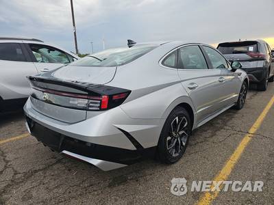 2025 Hyundai Sonata SEL - zdjęcie 4 z 28 - miniatura