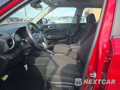 2025 Hyundai Venue SEL - zdjęcie 7 z 24 - miniatura