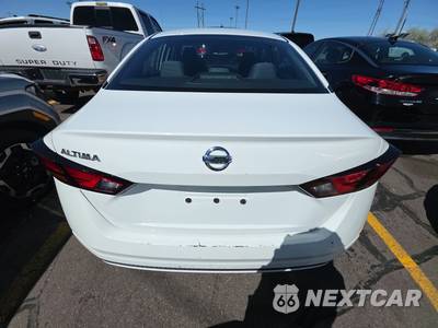 2021 Nissan Altima S - zdjęcie 5 z 36 - miniatura
