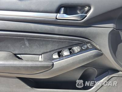 2023 Nissan Altima SL - zdjęcie 9 z 27 - miniatura
