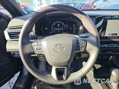 2025 Toyota Camry SE - zdjęcie 10 z 23 - miniatura