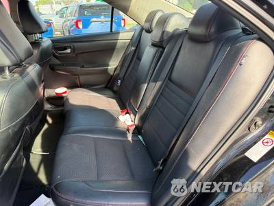 2016 Toyota Camry SE - zdjęcie 9 z 14 - miniatura