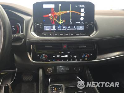 2023 Nissan Rogue Platinum - zdjęcie 11 z 18 - miniatura