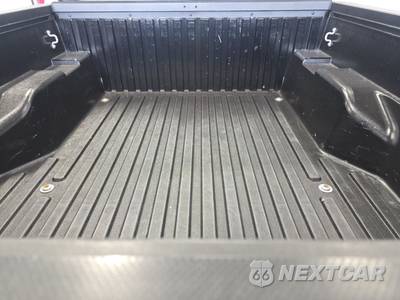 2021 Toyota Tacoma SR5 Crew Cab Medium Bed - zdjęcie 16 z 23 - miniatura