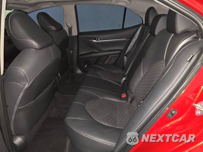 2020 Toyota Camry XSE - zdjęcie 13 z 25 - miniatura