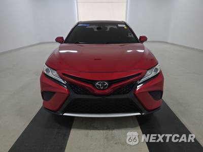 2020 Toyota Camry XSE - zdjęcie 2 z 25 - miniatura