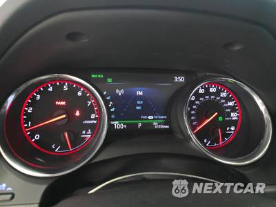 2020 Toyota Camry XSE - zdjęcie 12 z 25 - miniatura