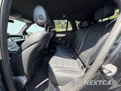 2020 Mercedes-Benz GLC 300 - zdjęcie 25 z 30 - miniatura