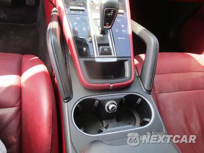 2019 Porsche Cayenne - zdjęcie 19 z 23 - miniatura