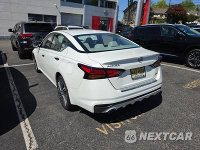 2023 Nissan Altima SL - zdjęcie 7 z 32 - miniatura