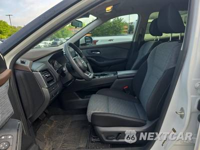 2023 Nissan Rogue SV - zdjęcie 11 z 22 - miniatura