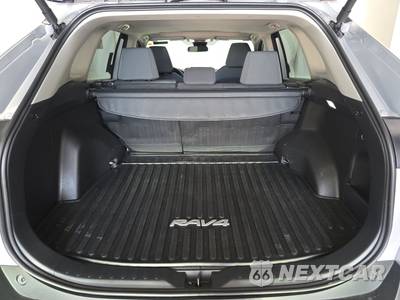 2025 Toyota RAV4 XLE - zdjęcie 16 z 19 - miniatura
