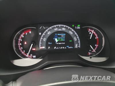 2025 Toyota RAV4 XLE - zdjęcie 12 z 19 - miniatura