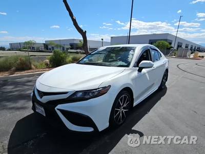 2023 Toyota Camry SE - zdjęcie 1 z 11 - miniatura