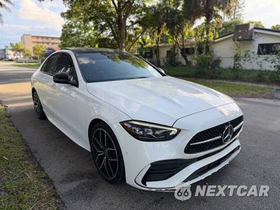 2023 Mercedes-Benz C 300 Sedan - zdjęcie 2 z 17 - miniatura